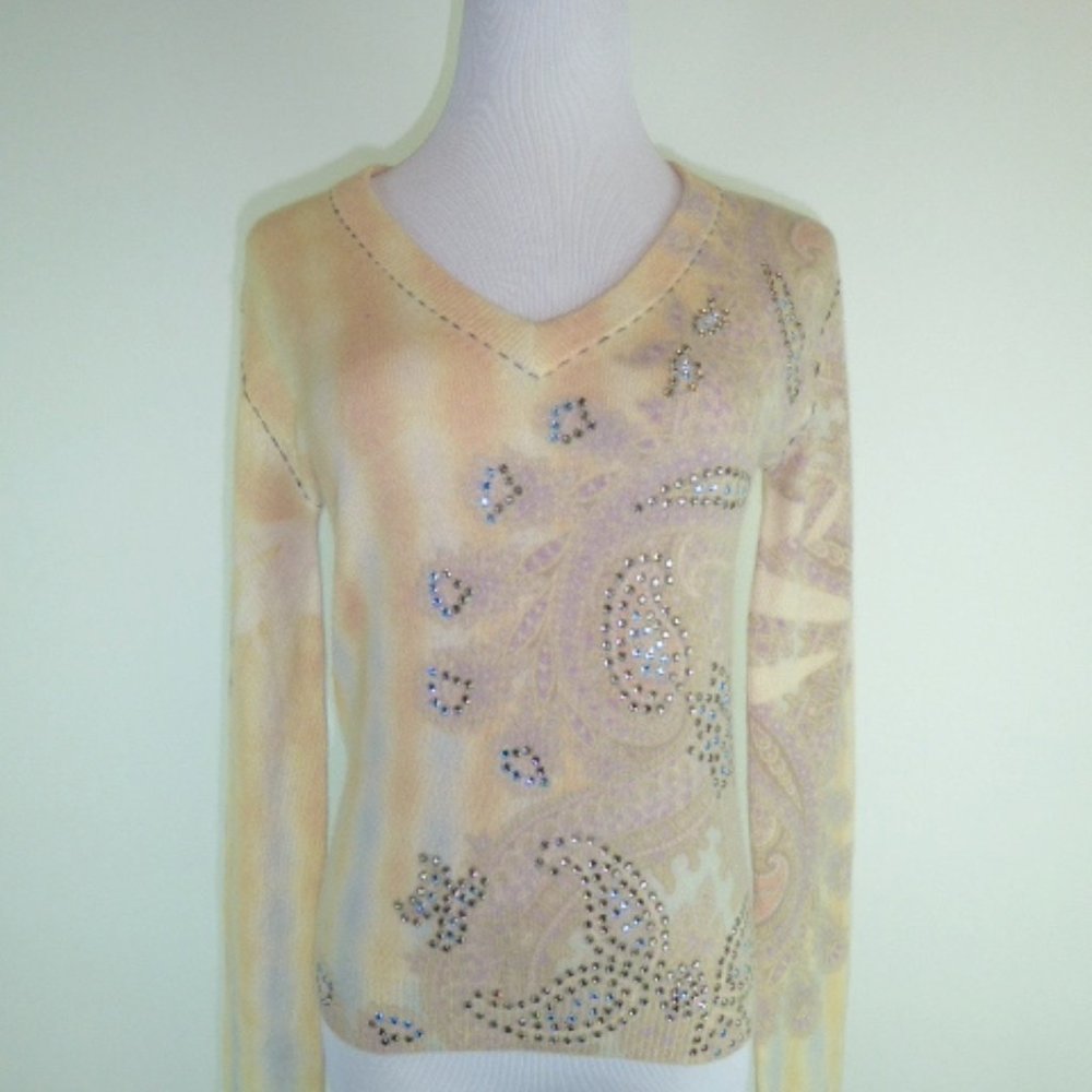 GOA CASHMERE ivory crystals floral paisley sweater flaw